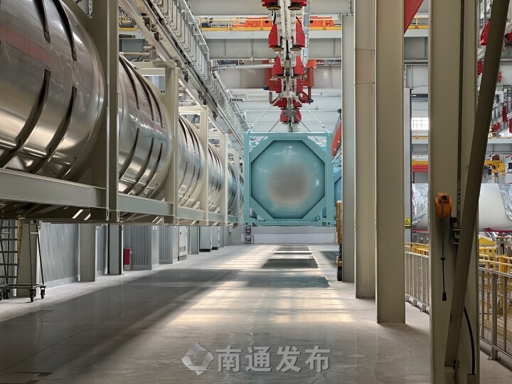 【周口颁布】高温下的“烤”验 | 数智赋能打造“清冷车间”，，，，，，，，高温季抖圈.为dU而生出产忙乱有序